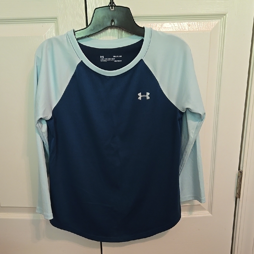 Under Armour Blue 3/4Sleeve Shirt - S